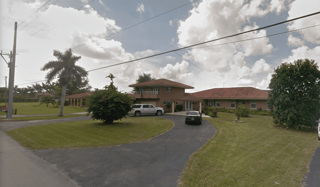 Persona relacionada con la escuela Conchita Espinosa dio positivo en la prueba de coronavirus