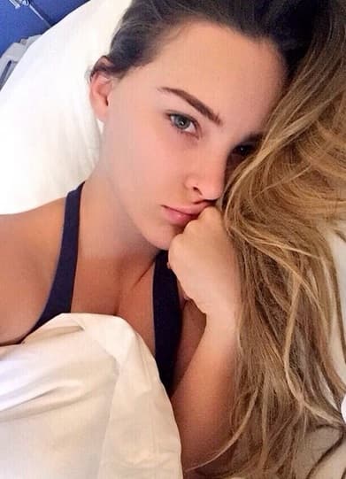 El video fue publicado en internet y la intérprete cayó en un shock nervioso que la obligó a ir al hospital y tomar algunos calmantes.