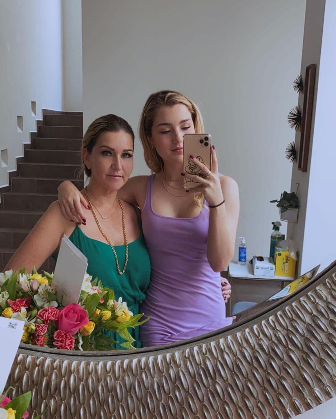 El nombre de Melenie Carmona Villarreal es tendencia en internet y no es para menos, después de que la mujer de 22 años haya decidido contar su lamentable experiencia de cuando fue abusada.