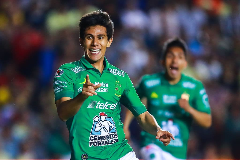 Un gol de José Macías en la segunda mitad rescata al León de caer en Querétaro contra el América en la Ida de las Semifinales de la Liga MX cuando las Águilas jugaban mejor y presionaban más.