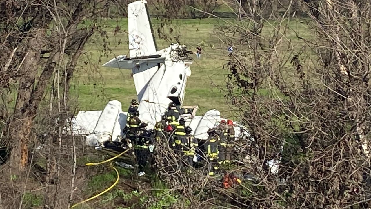 Muere el piloto de una avioneta al estrellarse cerca del Aeropuerto de Modesto
