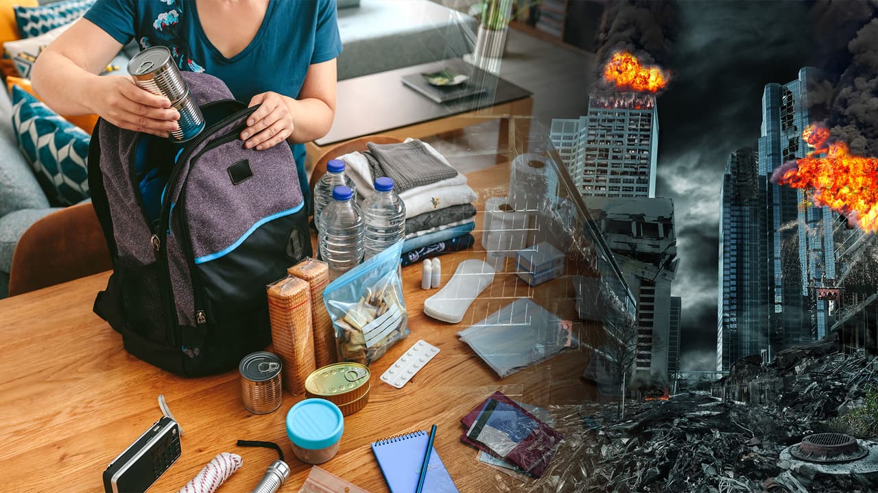 Esto debe tener tu mochila de emergencia en caso de un terremoto