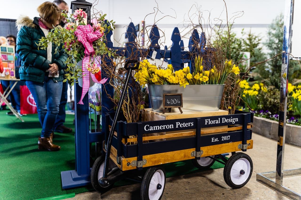 <b><a href="https://www.phillyhomeandgarden.com/">Philly Home and Garden Show at the Greater Philadelphia Expo Center (24 al 26 de febrero)</a></b>. Cientos de expositores de casas y expertos en diseño se dirigen al Greater Philadelphia Expo Center para este evento que inspira a propietarios e inquilinos por igual a renovar sus espacios. Expertos en jardinería, paisajismo, diseño de interiores, mobiliario, arquitectura y construcción se instalan para responder preguntas y ayudar a guiar a los asistentes en busca de consejo e inspiración.