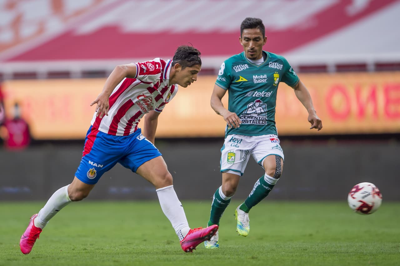 Al 64’ Ángel Mena se perdía su segunda oportunidad clara de gol; mandó el balón a un costado con el arquero estaba vencido.