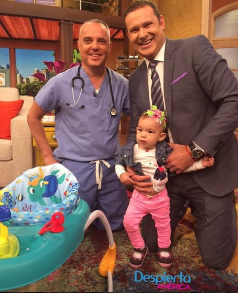 Baby Michelle es una estrella y participó en un segmento junto a su papi y el Dr. Cotton.