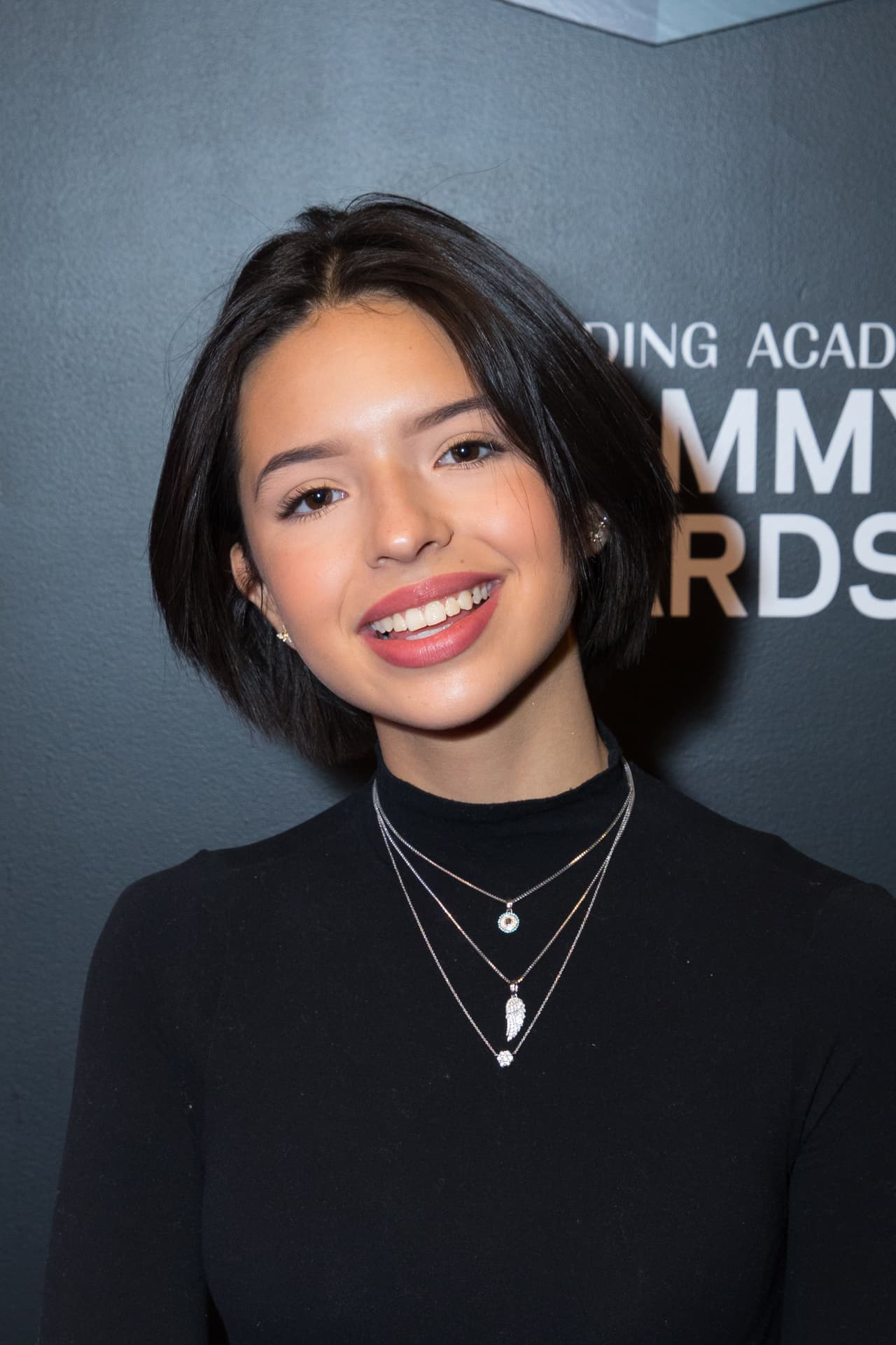 Esa carta, según Aguilar, nunca fue contestada y ahora su hija pasa por algo muy parecido con
<b><a href="https://www.univision.com/famosos/revelan-fotografia-inedita-de-selena-acompanada-de-su-familia-fotos" target="_blank"> la familia de Selena. </a></b>
<br>