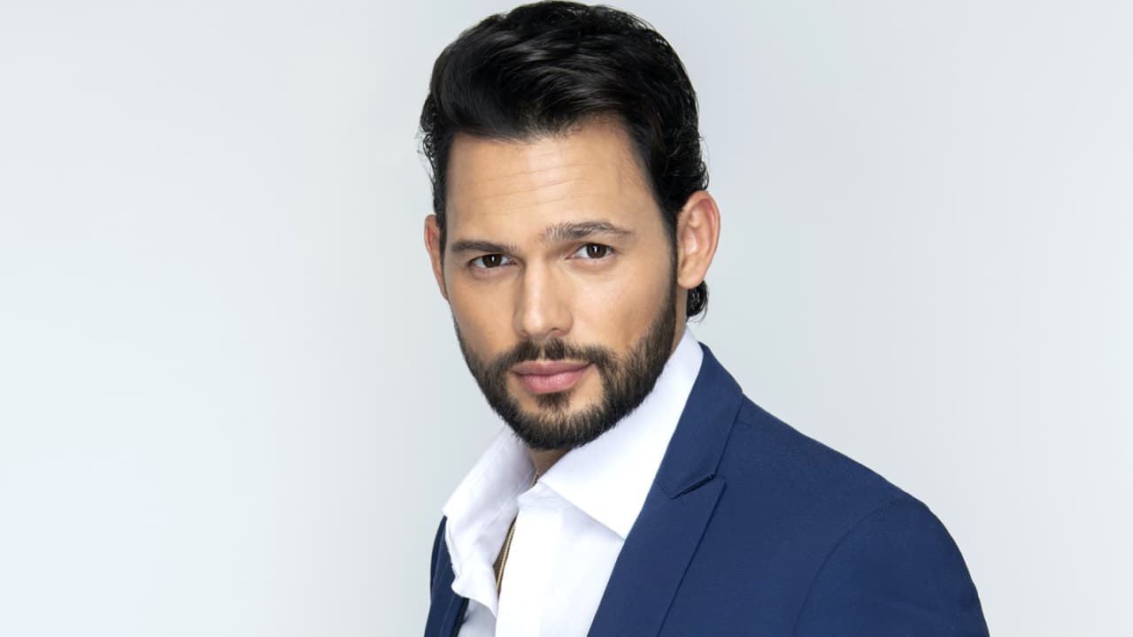 Emmanuel Palomares sorprende a Adamari López al revelar qué le gusta hacer en sus primeras citas