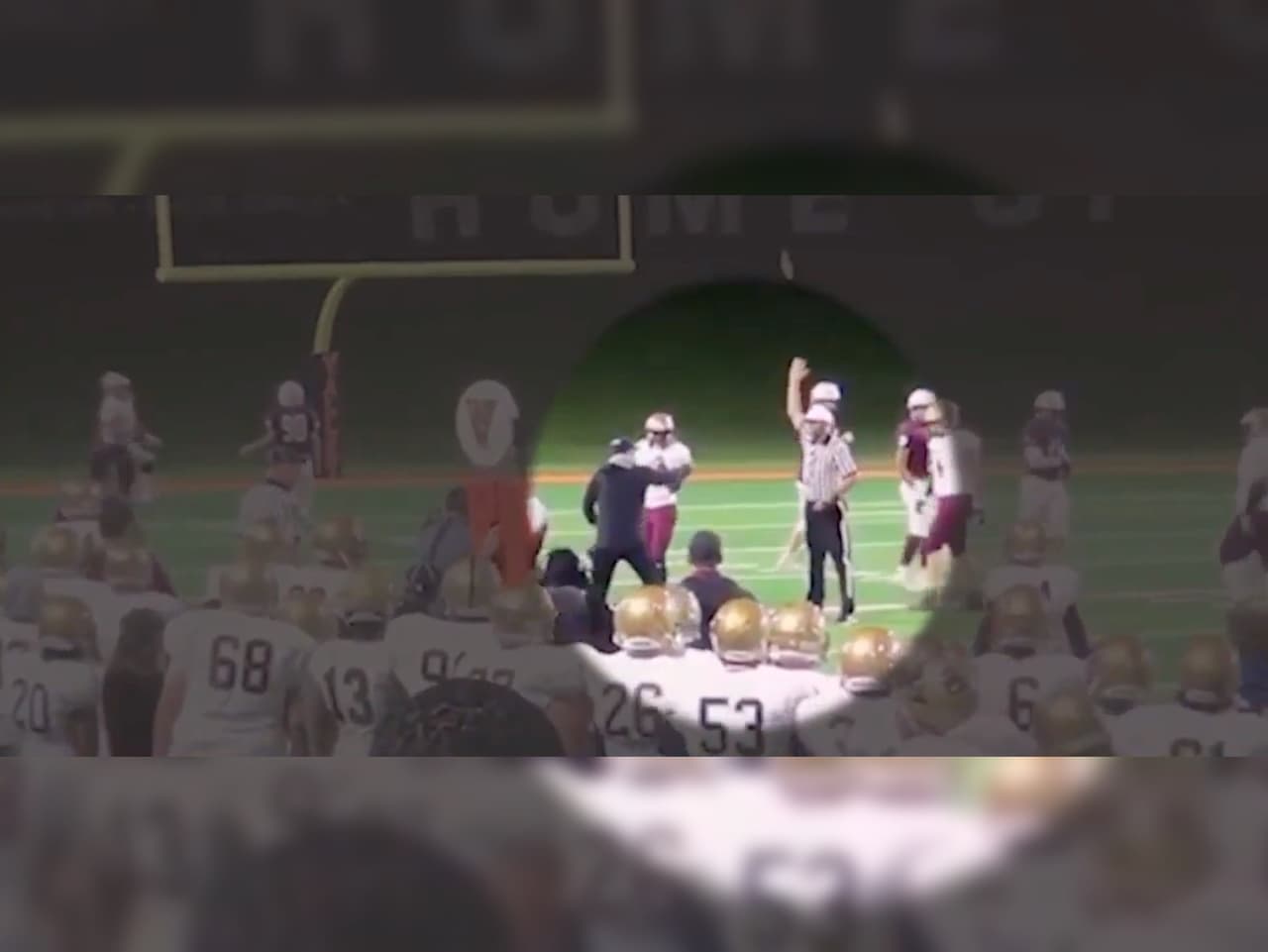 Este hombre amenazó con matar a un árbitro al ver que no sancionó un brutal cabezazo contra su hijo