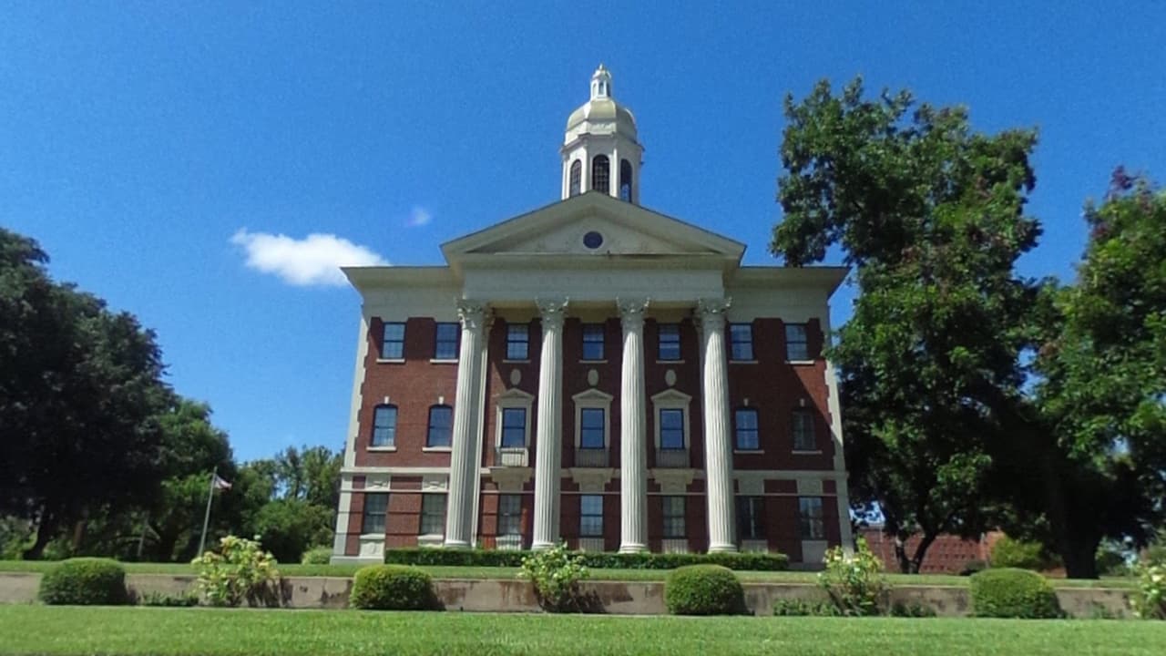 Baylor University se ubica en el lugar número ocho. El estudio de WalletHub comparó casi 900 universidades para determinar qué escuelas ofrecen educación de primer nivel a los precios más razonables.