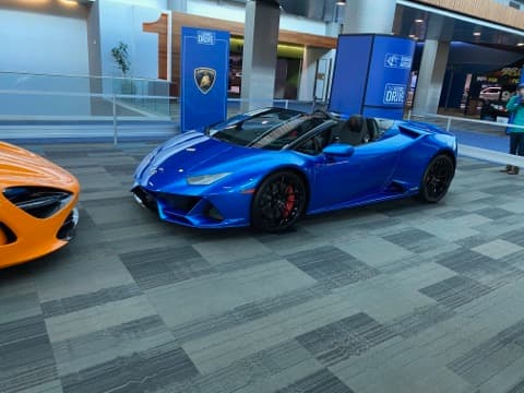 El Auto Show de Silicon Valley arrancó en la ciudad de San José con una combinación de autos deportivos, eléctricos e híbridos para deleitar la pupila de los asistentes.