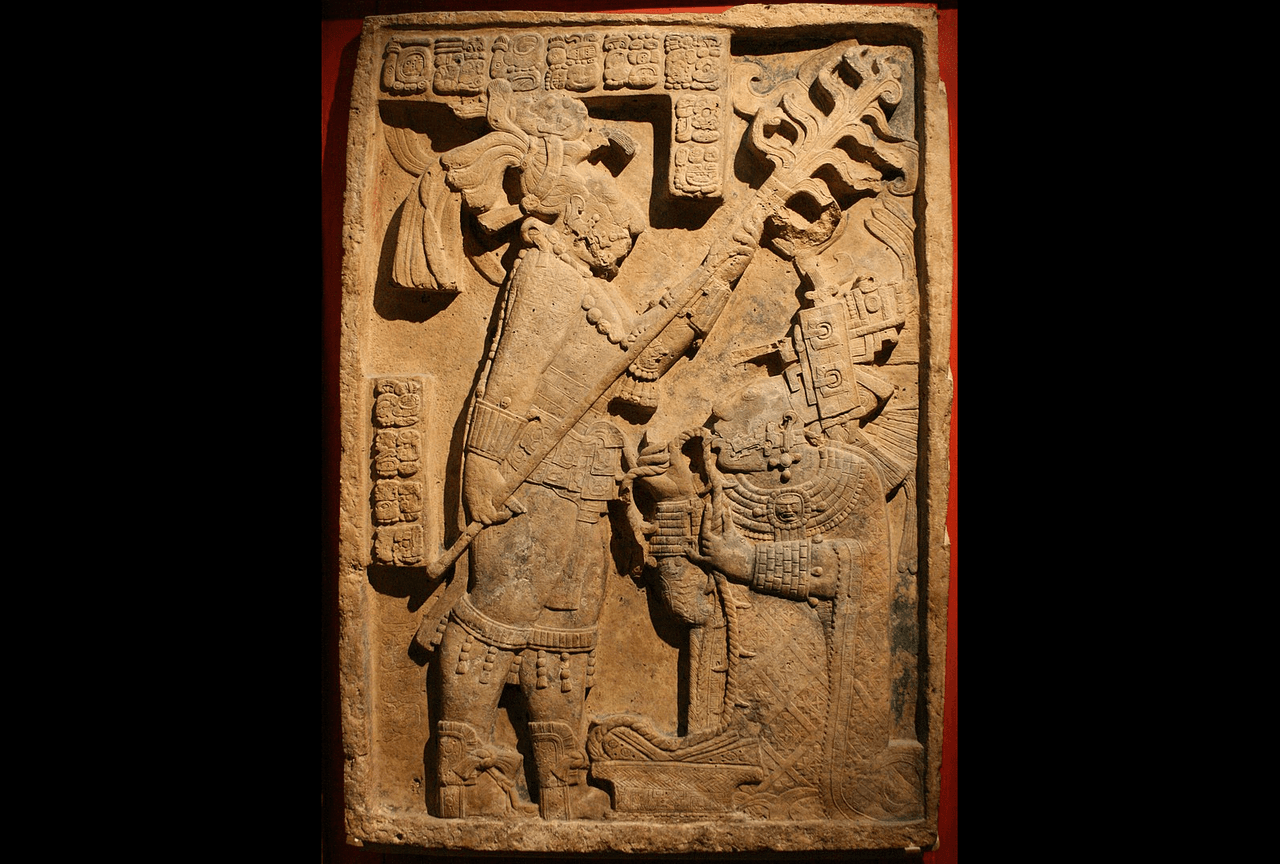 <h3 class="cms-H3-H3">15. Itzamnaaj Bahlam III</h3>
<br>
<br>👑
<b> País:</b> Yaxchilan (actualmente Chiapas, México).
<br>
<br>👑
<b> Tiempo en el trono: </b>60 años y 235 días.
<br>
<br>👑
<b>Inicio del reinado: </b>23 de octubre de 681.
<br>
<br>👑
<b> Fin del reinado: </b>15 de junio de 742.
<br>