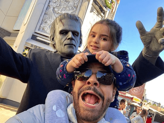 Eugenio y Aitana se llevaron tremendo susto al encontrarse con Frankenstein