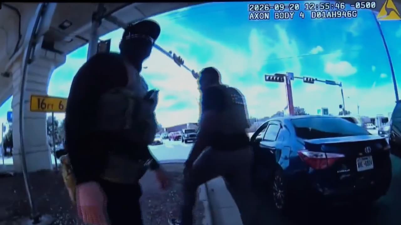 Policía de Austin muestra videos de operativo de ICE donde resultó herido Wilber Garcés; hubo una persecución previa