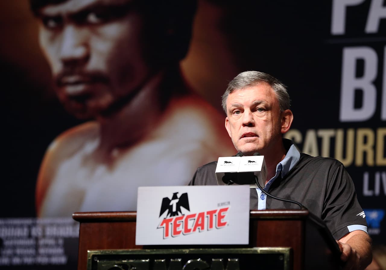 "Sabemos exactamente a lo que nos vamos a enfrentar. He tenido el privilegio de entrenar a un boxeador que también nació con grandes habilidades, que también pelea con orgullo y voluntad, por su familia y para ser recordado en la historia como alguien especial, como una persona especial, creo que es posible.", Atlas.