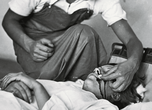 Is this Gerda Taro, famed Spanish Civil War photographer?