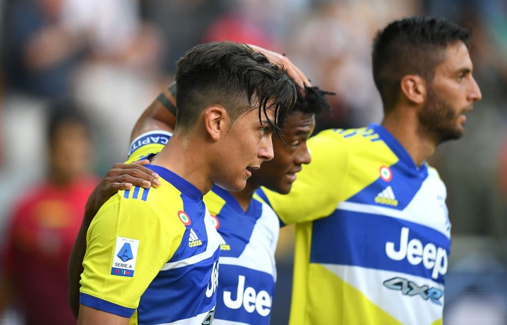 Se empata el partido entre la Juventus y Udinese en la Serie A, con marcador de 2-2. Los de la Veccia Signora ganaban el partido durante la primera mitad con goles de Paulo Dybala y Guillermo Cuadrado, pero Roberto Pereyra convirtió penal y gol para los visitantes, seguido de Gerard Deulofeu; Cristiano anotó el tercero pero fue anulado.