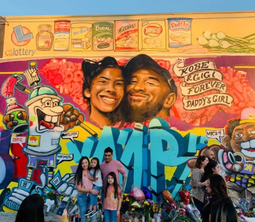 Las calles de las principales ciudades de los Estados Unidos se adornan con las asombrosas muestras de amor para la leyenda de la NBA.