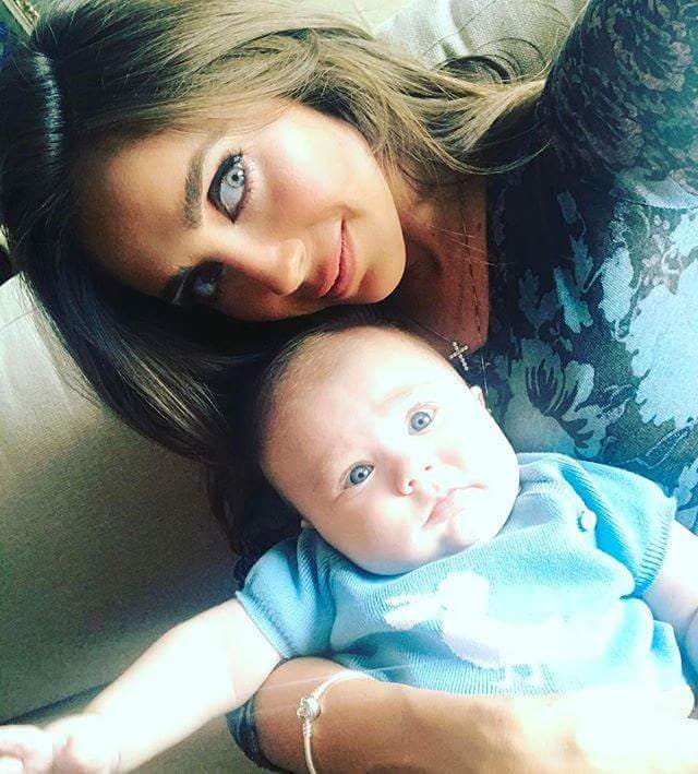 <b><a href="http://www.univision.com/temas/anahi">Anahí</a></b> sigue presumiendo al pequeño Manuelito en redes sociales, y es que su hijo en cada foto recibe miles de 'likes', y no es para menos, pues está hermoso.