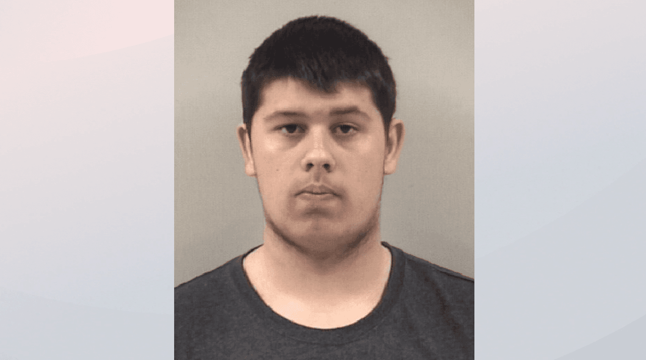 Carlos Antonio Soto es acusado de exhibición indecente