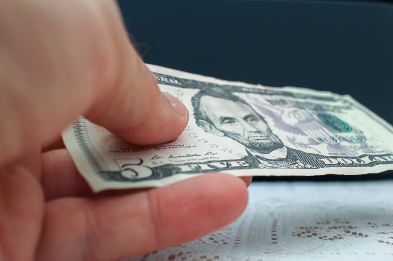 Florida sube el salario mínimo a 15 dólares el 30 de septiembre, último aumento fijo de la enmienda de 2020
