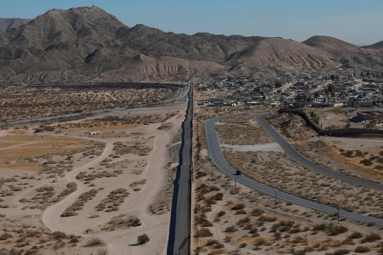 Start-up enfrenta críticas por promocionar un dron con pistolas taser para detener inmigrantes en la frontera