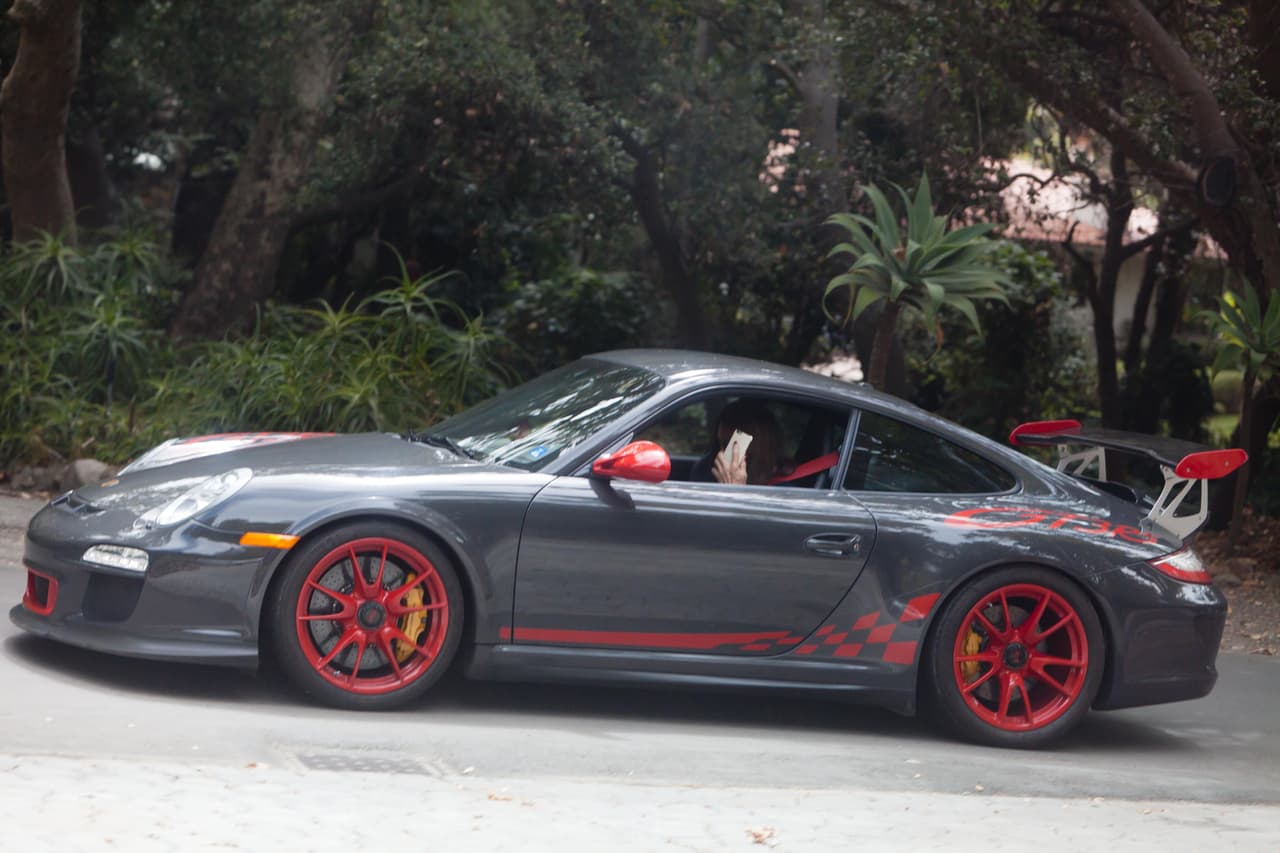 Y así se fue lo más rápido que pudo.