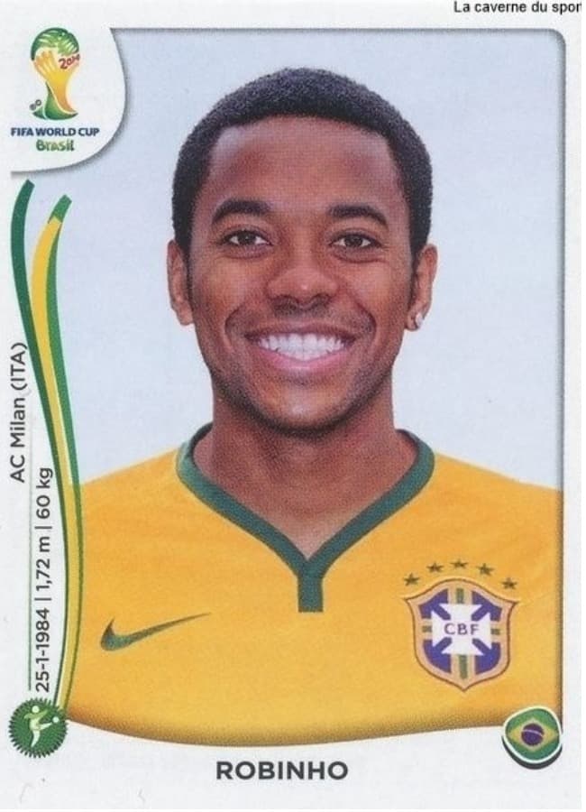 También en 2014, Robinho se quedó por fuera del grupo de Brasil.