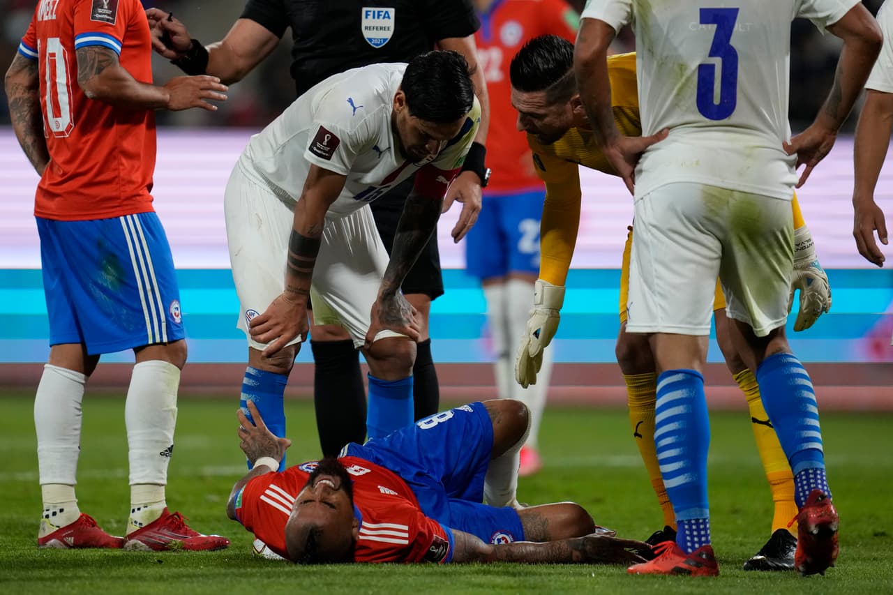 Argentina goleó a Uruguay mientras que Chile por fin volvió a ganar tras enfrentarse a la Selección de Paraguay.