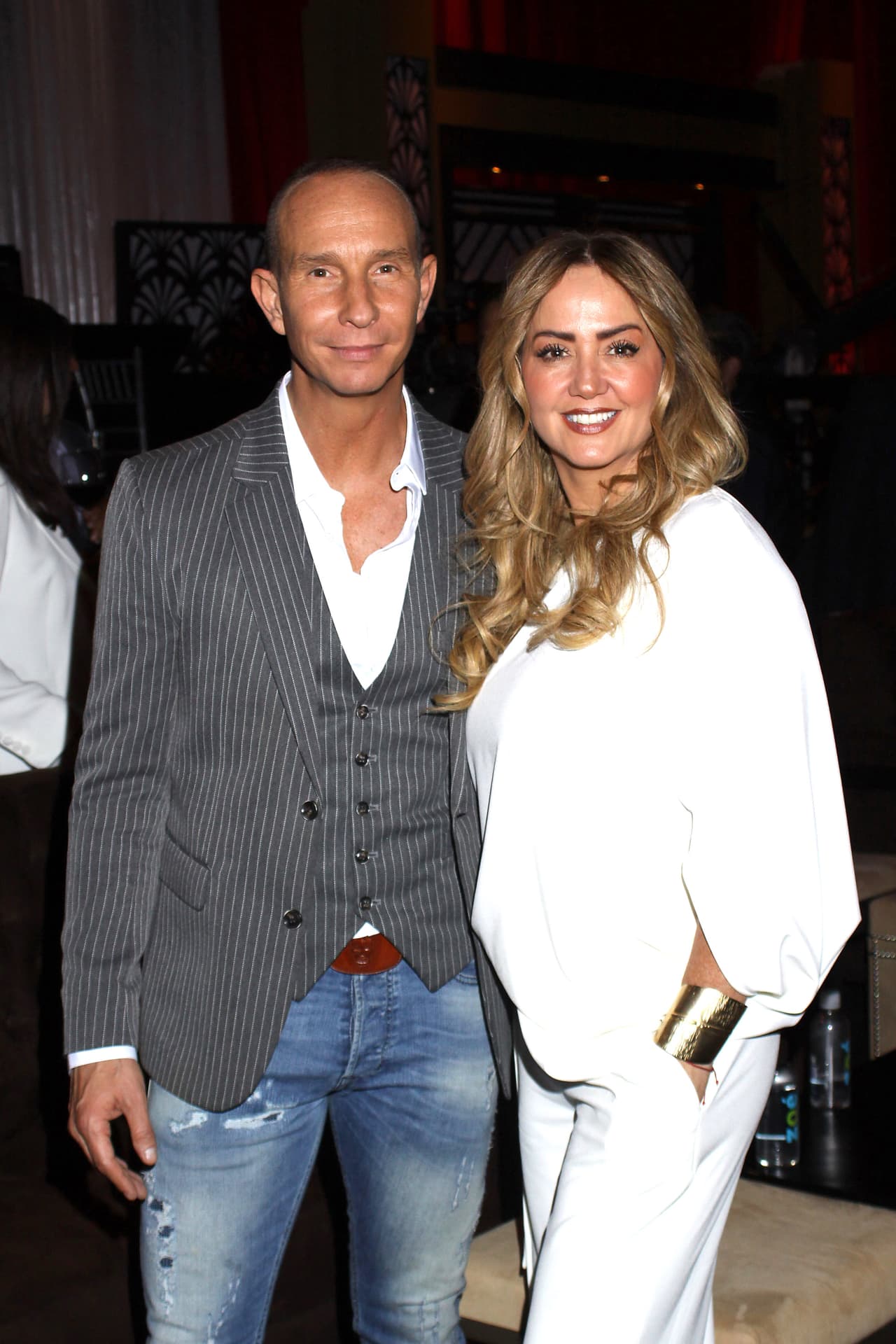 Y es que, el hoy en día esposo de Andrea Legarreta, contó que tuvo una aventura de una sola noche con Salma Hayek.