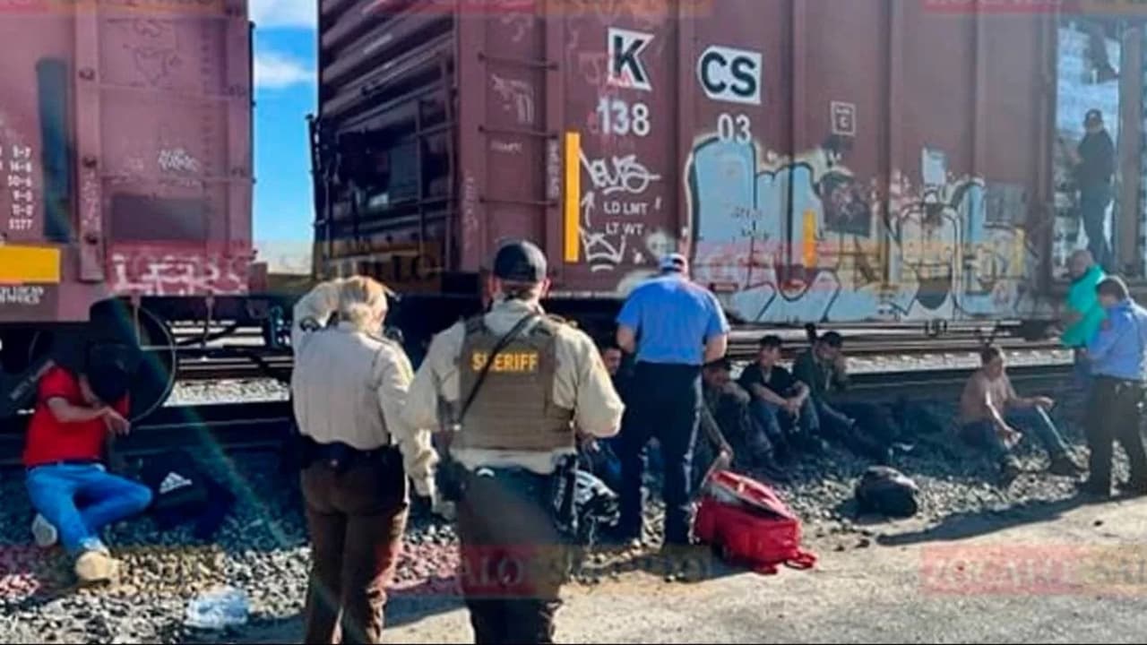 Deshidratados y a punto de morir: hallan a 9 migrantes atrapados en vagón del tren en Eagle Pass