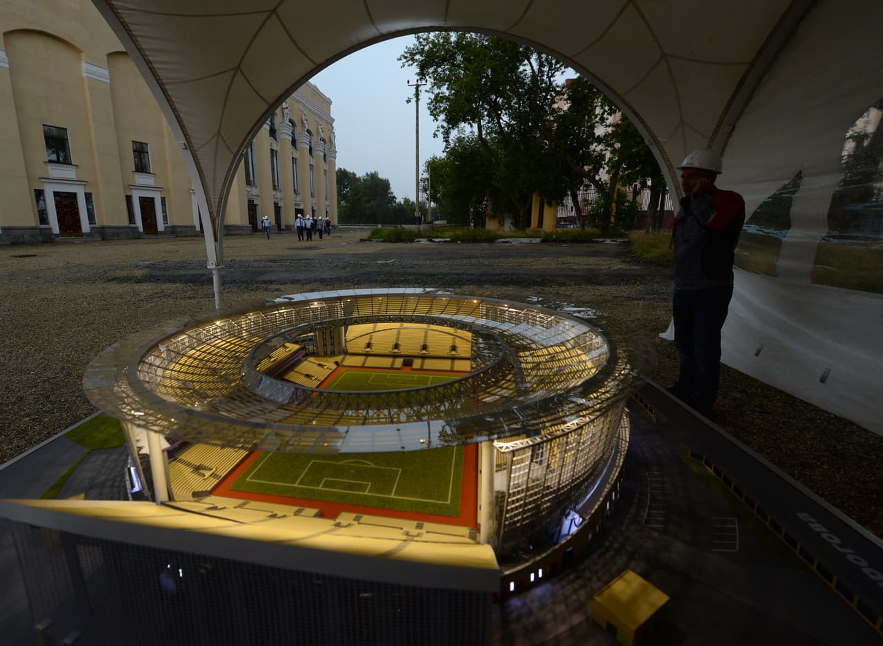 Sin embargo, la remodelación de este antiguo escenario deportivo contemplaba así su nueva estructura desde los planos presentados para la Copa del Mundo de Rusia.