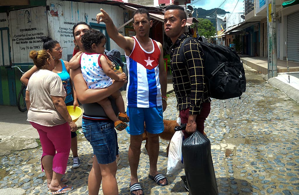 Los cubanos en Turbo están cada vez más desesperados por la presión de las autoridades migratorias