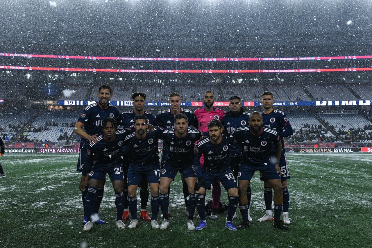 New England Revolution fue muy superior a los Pumas y se impuso gracias a un doblete de Adam Buksa y otro tanto de Sebastian Lletget.
