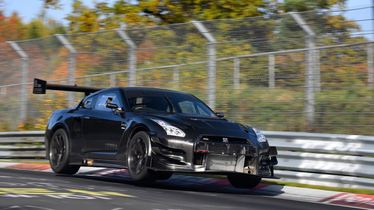 El Porsche 918 Spyder se mantuvo como el auto de producción más rápido en el Nurburgring desde el 4 de septiembre del 2013 con un tiempo de vuelta de 6 minutos 57 segundos.