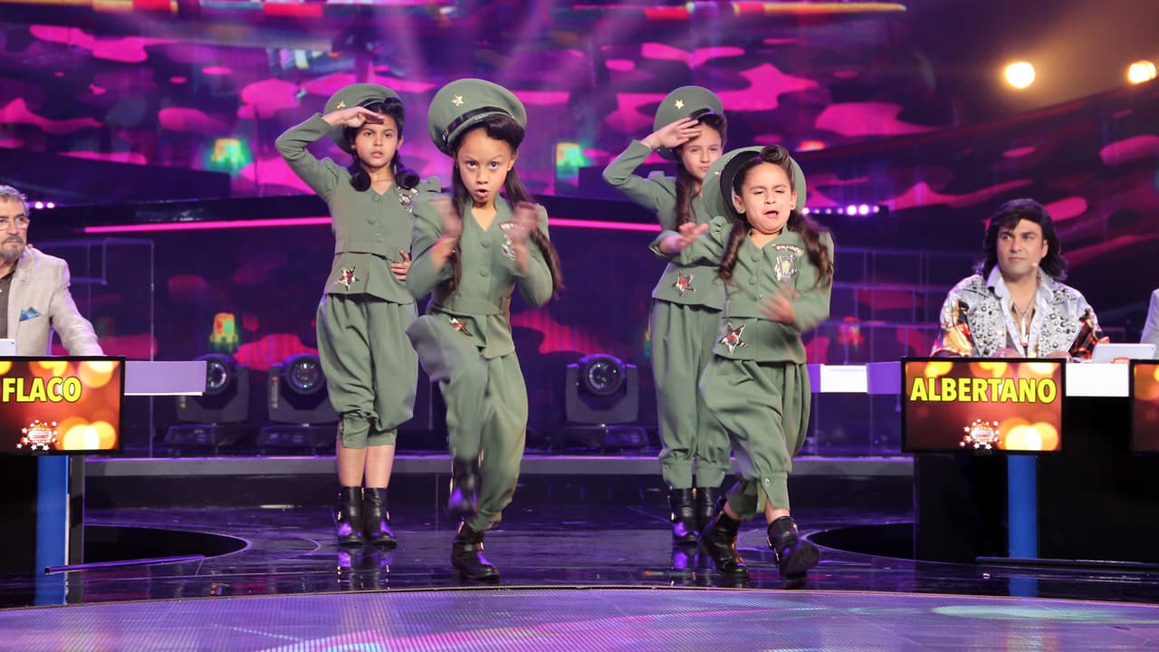 Luego vimos un performance de las chicas y los chicos en el que estaba en juego sobresalir individualmente en la pista de baile.