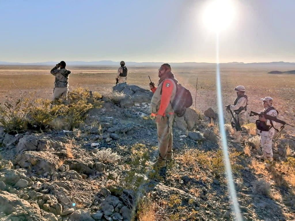 Labores de búsqueda de Óscar Reyes, el joven migrante desaparecido en el desierto.