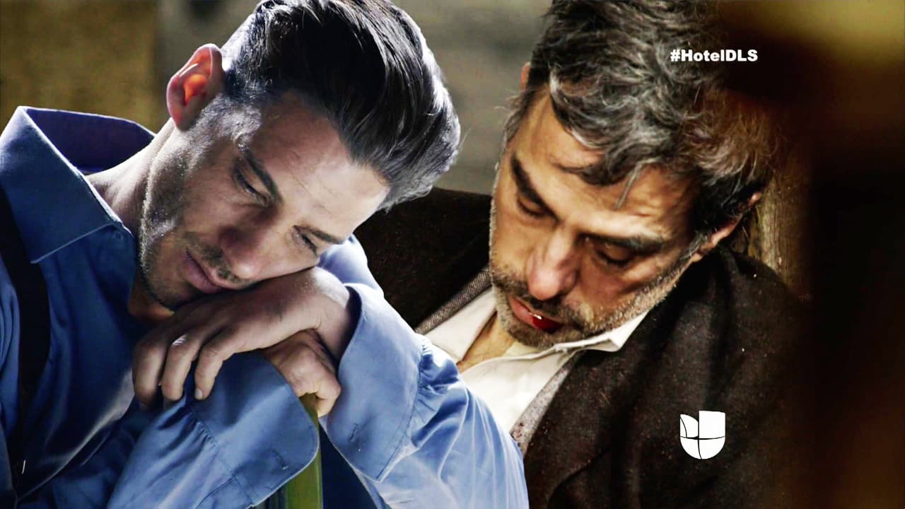 En El Hotel de los Secretos, Julio le contó a Isabel sobre la muerte de su padre y lo doloroso que fue para su familia la lejanía de Cristina.