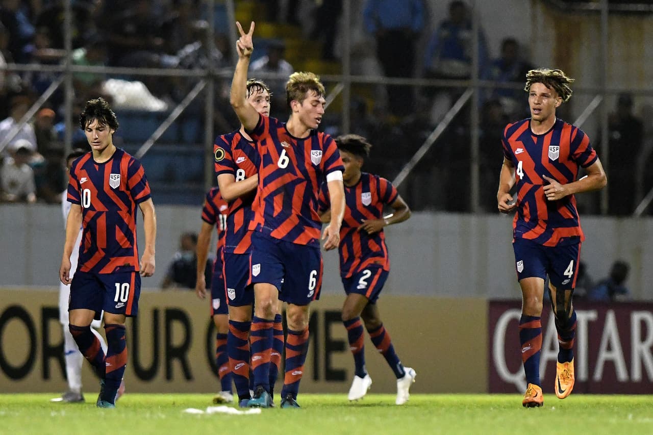 La selección de los Estados Unidos derrotó a Honduras en la Semifinal del Premundial Concacaf Sub-20 para ganar su pase a los Juegos Olímpicos París 2024 y avanzar a la Final del torneo, donde enfrentará a República Dominicana.