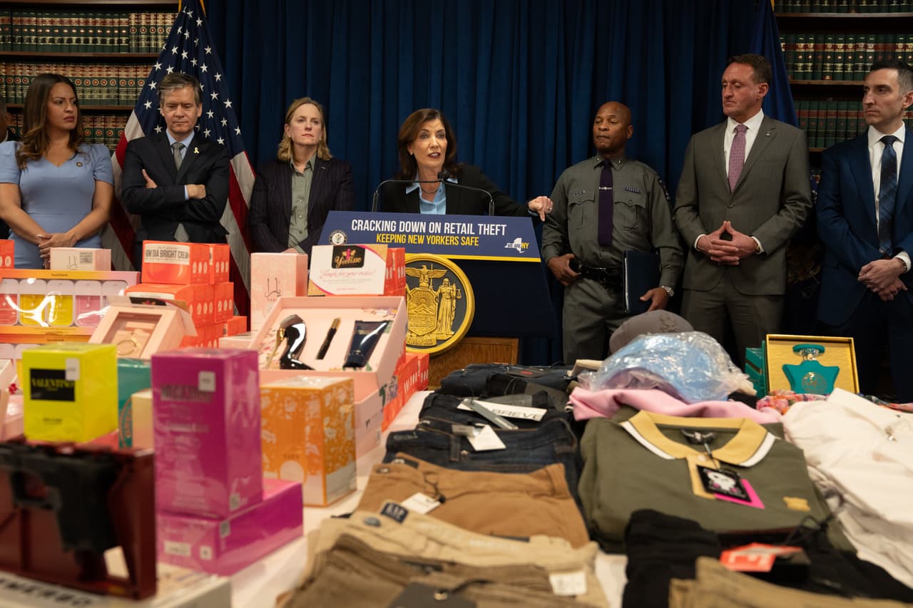 La red operaba en Nueva York, Maryland y la República Dominicana.
<br>