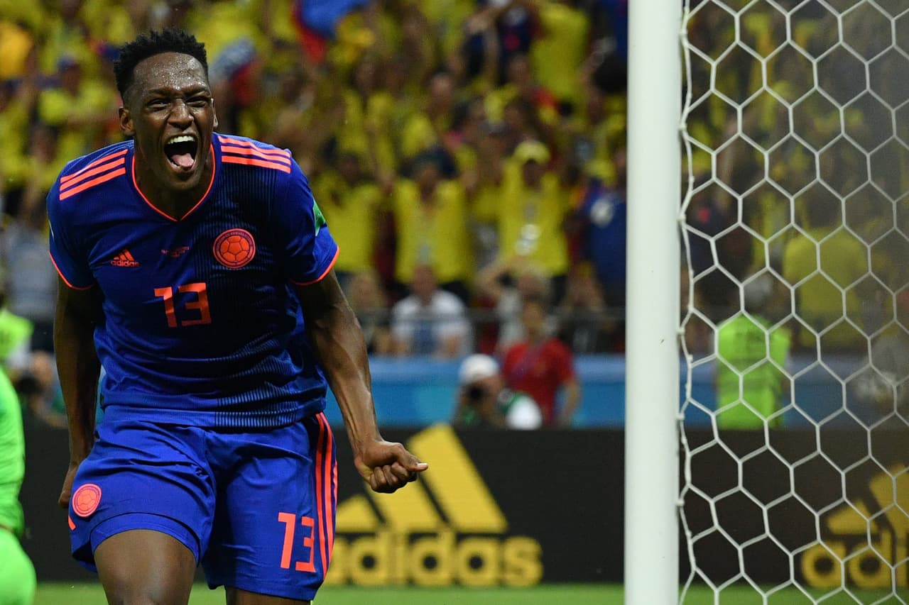 Yerry Mina suena para un histórico de Inglaterra