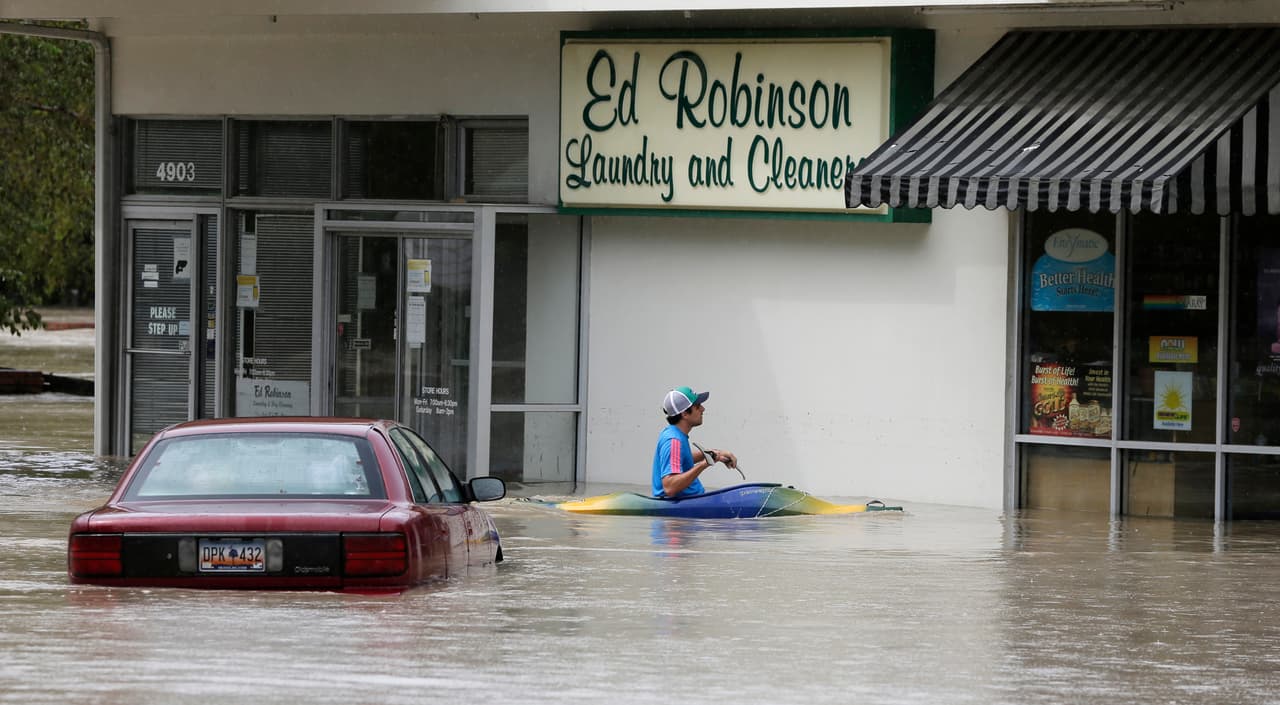 Las inundaciones dejan al menos nueve muertos en la costa este