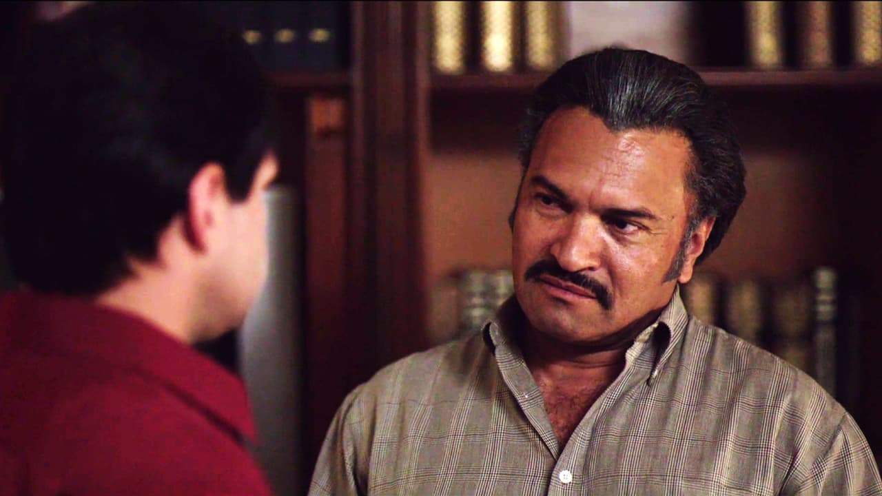 <b><a href="http://www.univision.com/series/el-chapo/diego-vasquez-is-ismael-in-el-chapo">Ismael</a></b> was instantly suspicious, he noticed ‘El Chapo’ wanted to take away ‘Chente’s business to avenge his brother. ‘El Chapo’ couldn’t deny his wish for revenge and confirmed his suspicions.