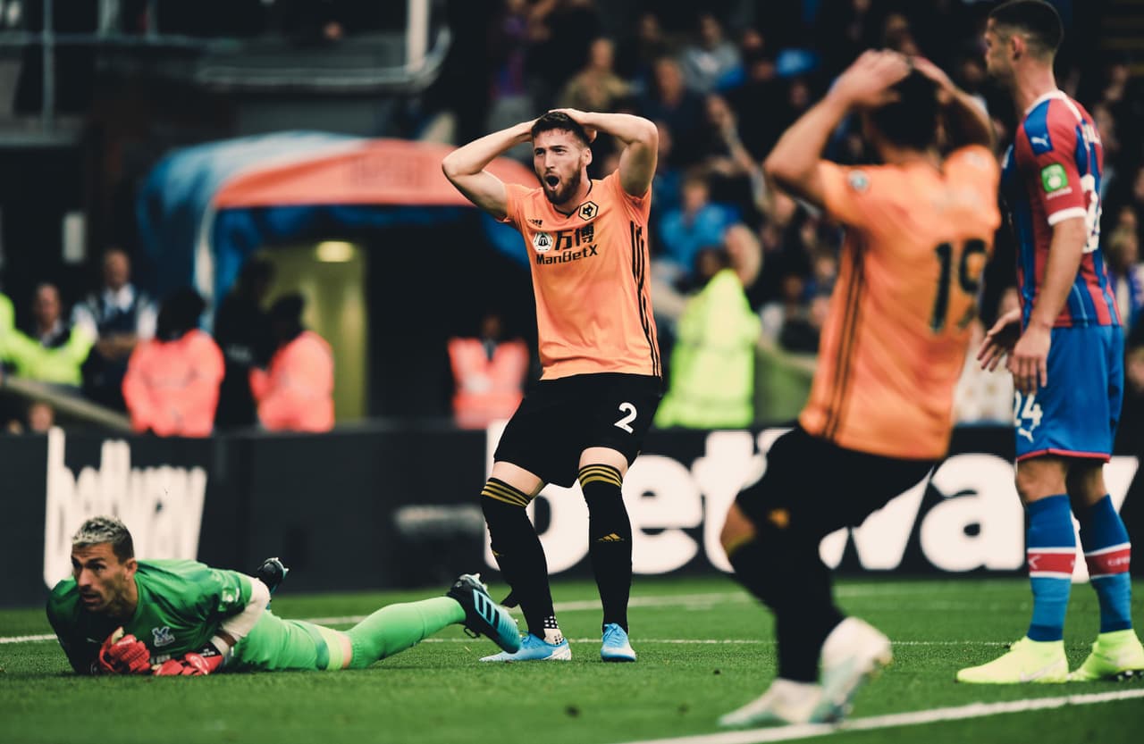 Los
<b> </b>Wolves acumularon su cuarta igualada en la temporada (tres derrotas y cero victorias) ante un rival que estuvo a punto de quedarse con el triunfo.