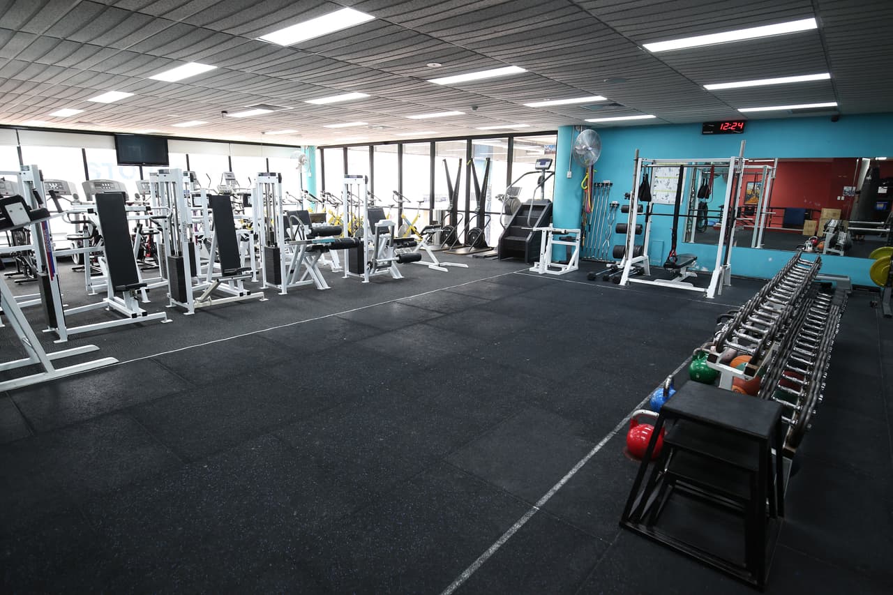 Los gimnasios y parques infantiles también deberán permanecer cerrados.