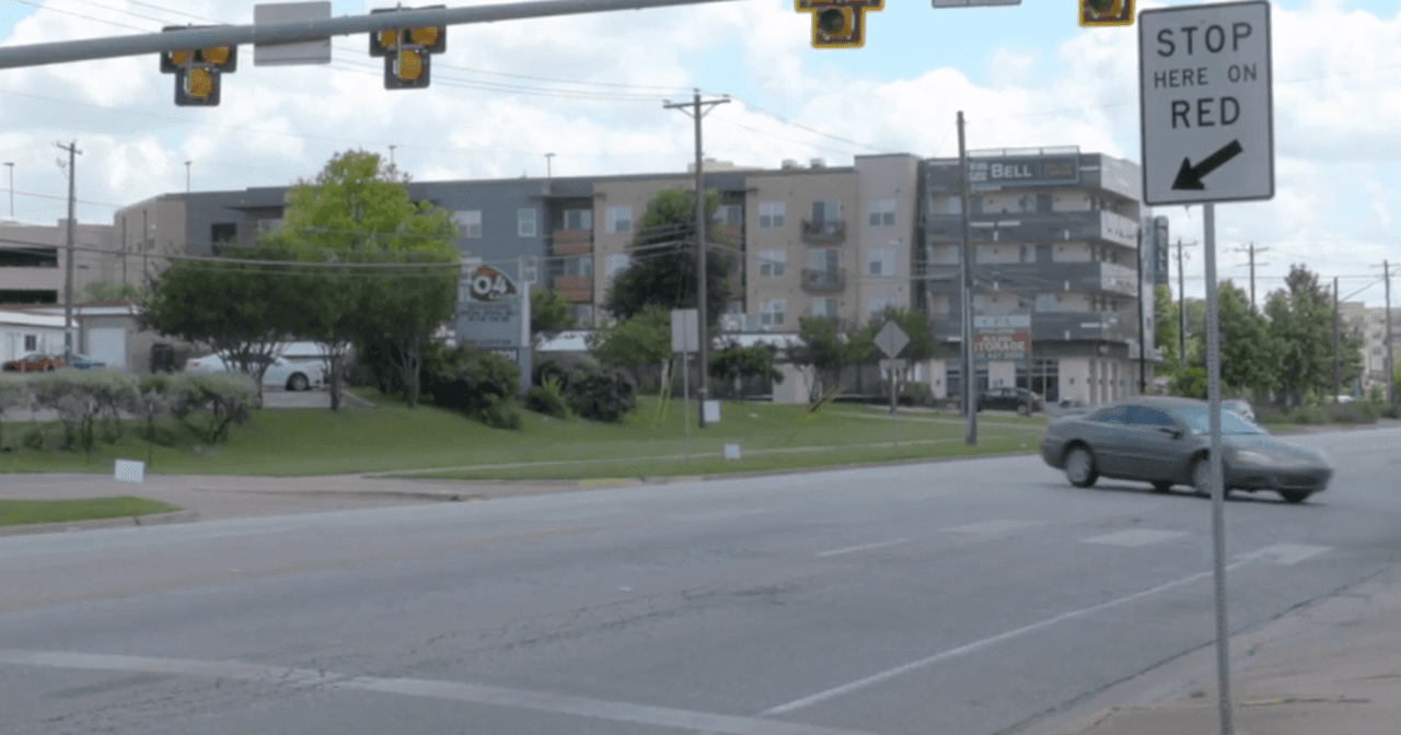 El 7 de noviembre de 2000 fue el último día sin muertes en las calles de Texas. #EndTheStreakTX les pide a todos los texanos que se comprometan a manejar de manera segura para ayudar a darle fin a la racha de muertes diarias en las calles de Texas.