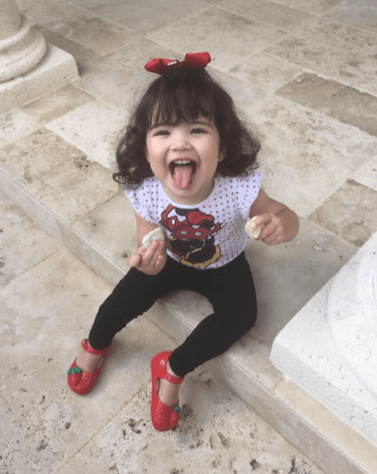 Casi para despedir el año, Giulietta lucía cada día más grande y divertida.