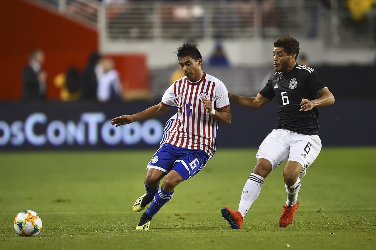 El juego se puso en marcha en la segunda mitad con buen ritmo de juego y con asomos de respuesta por parte de los paraguayos.