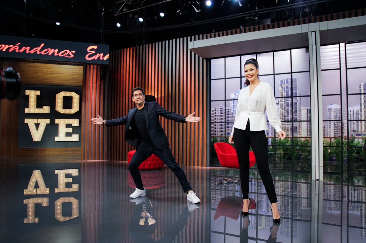 Ana Patricia y Rafael dieron a conocer el foro en el que se grabará el nuevo reality show de UniMás.