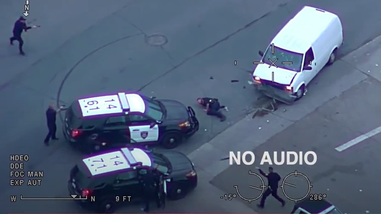 Revelan video de enfrentamiento a tiros entre policías y un sospechoso de homicidio y secuestro