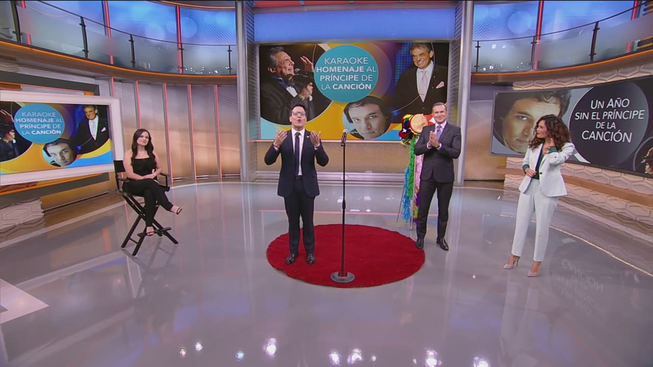 Como parte del homenaje, Raúl, Karla, Alan, Carlos y Francisca interpretaron para Sarita y para el público de Despierta América el famoso tema 'Gavilán o paloma'. El primero en tomar el micrófono fue Raúl González.